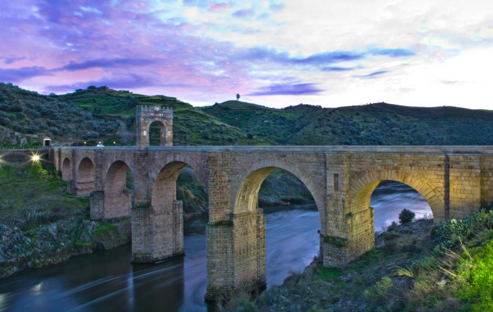 038 039.  Puente romano de Alcántara. Foto tourist Extremadura 1364x864