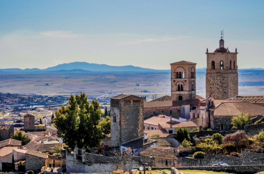 078 079.  Vista de Trujillo. Foto Dani Vega 1305x864