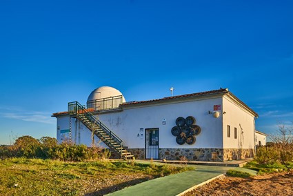 Edificio del Observatorio Astronómico de Torrejón el Rubio. FOTO DIPUTACIÓN DE CÁCERES